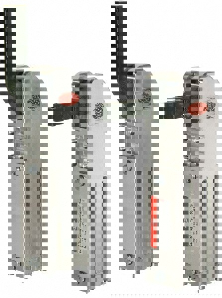 Pneumatic Hold Down Toggle Clamp: